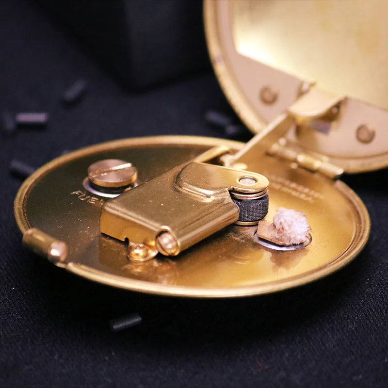 VINTAGE COMPACT LIGHTER